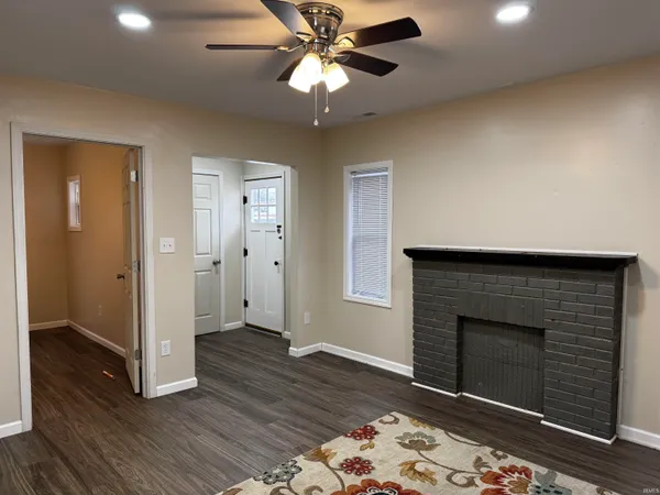 $145,000 | 1211 West Main Street, Mitchell, IN 47446