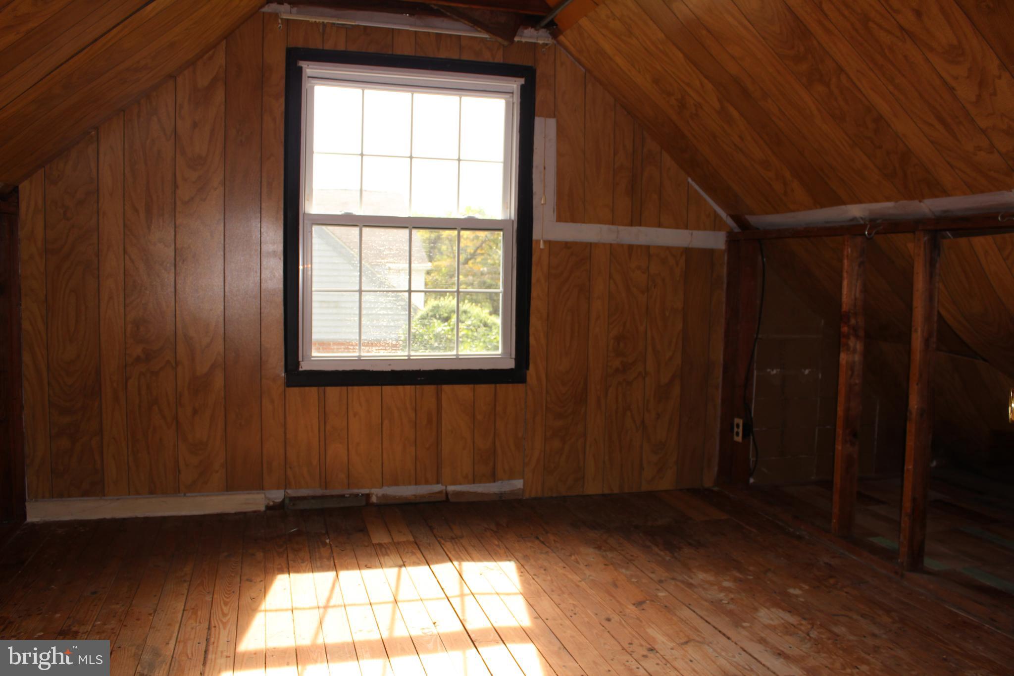 806 East Cathedral Road Philadelphia, PA 19128 - Photo 12 of 16 Gallery Image 12