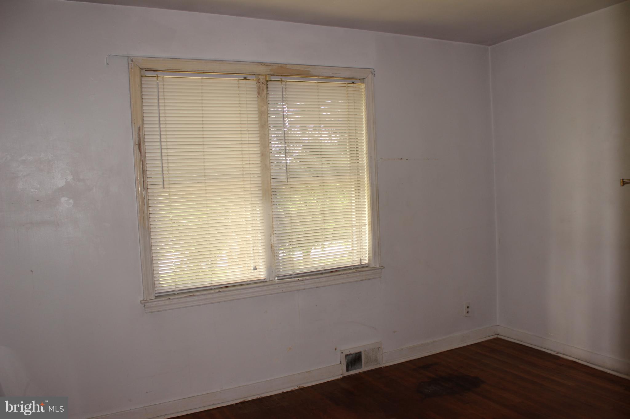 806 East Cathedral Road Philadelphia, PA 19128 - Photo 14 of 16 Gallery Image 14