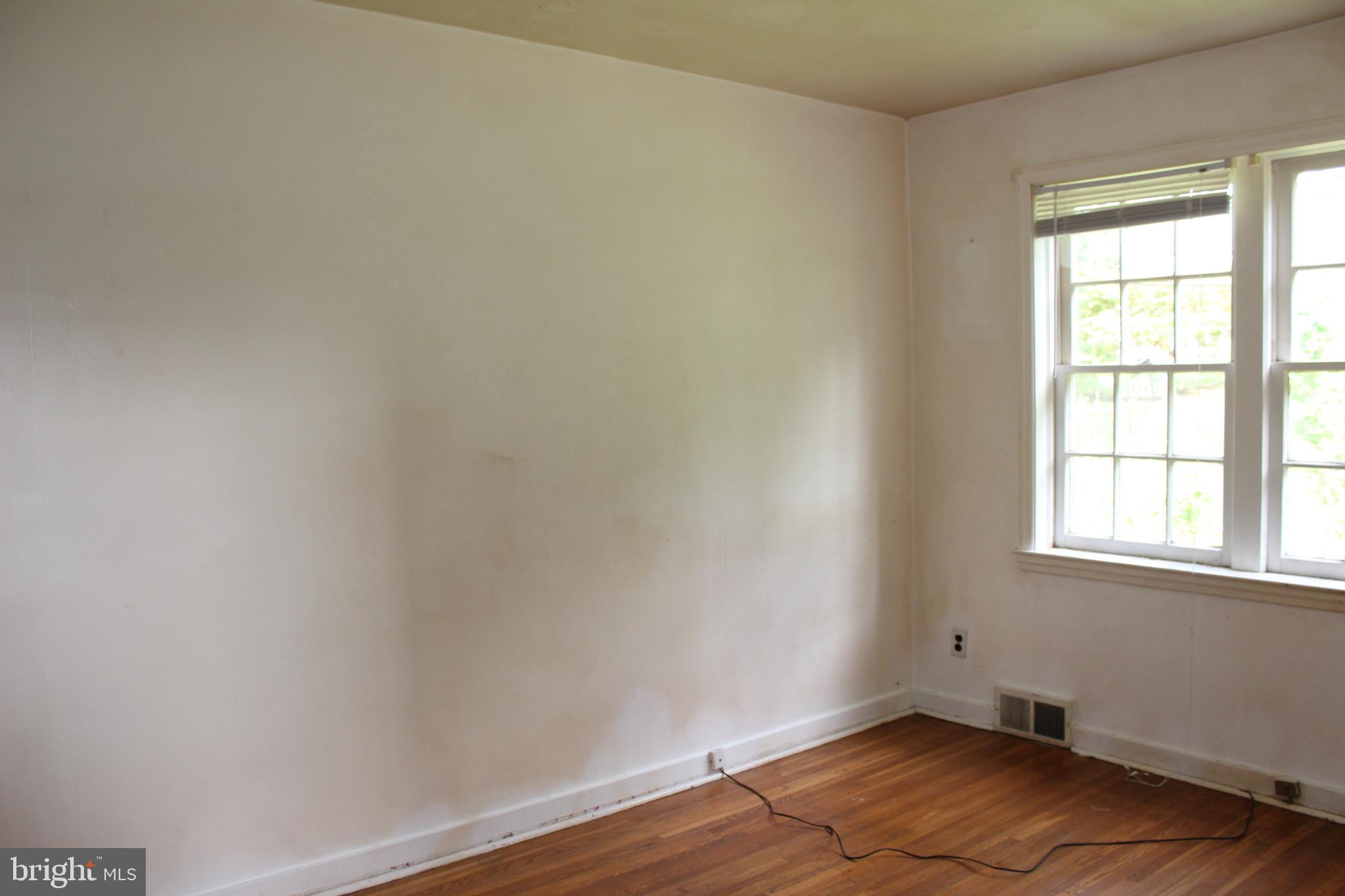 806 East Cathedral Road Philadelphia, PA 19128 - Photo 6 of 16 Gallery Image 6
