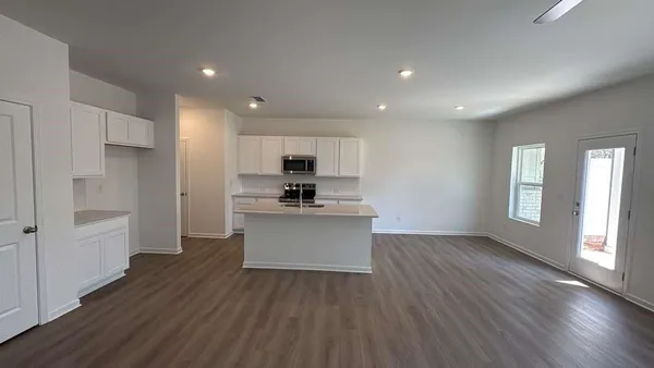 $2,100 | 5443 Allegro Lane, Flowery Branch, GA 30542