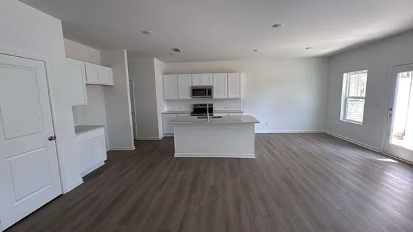 $2,100 | 5443 Allegro Lane, Flowery Branch, GA 30542