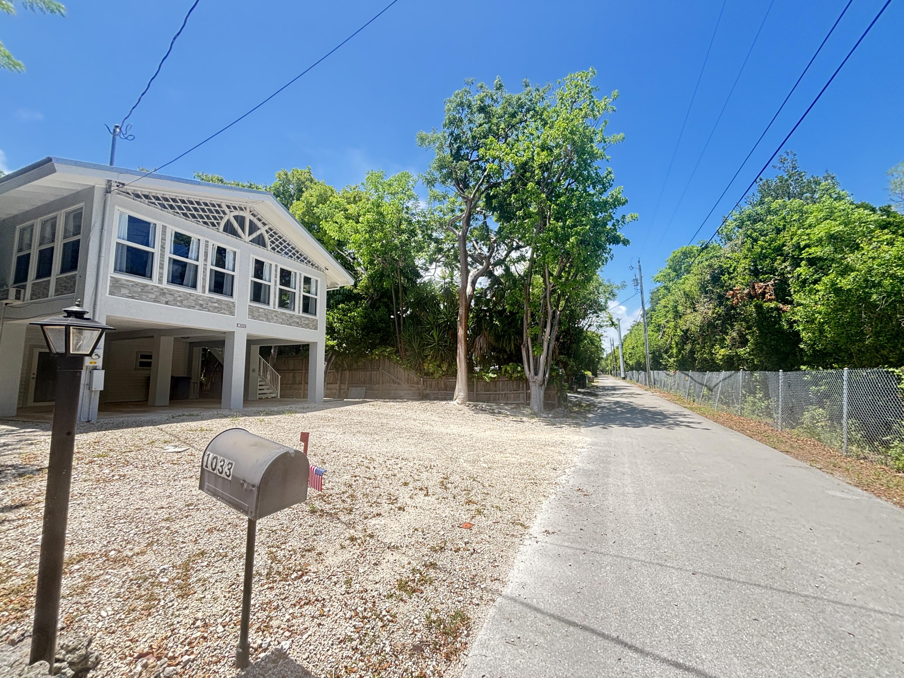 1033 Valencia Road Key Largo, FL 33037 - Photo 68 of 72 Private and Awesome Neighborhood