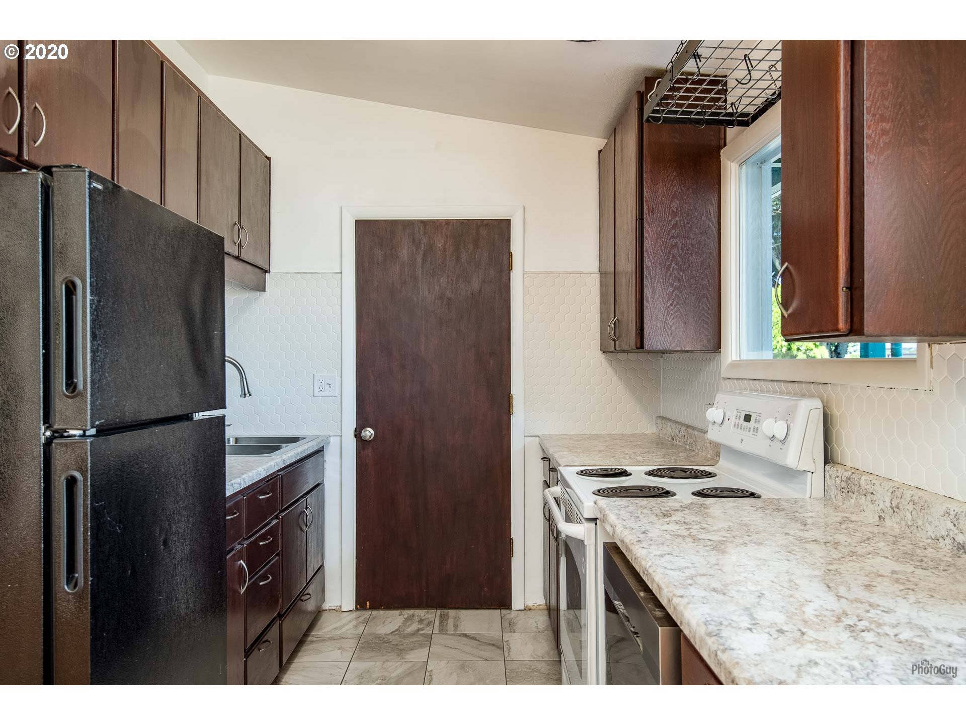 1367 Quinalt Street Springfield, OR 97477 - Photo 5 of 30