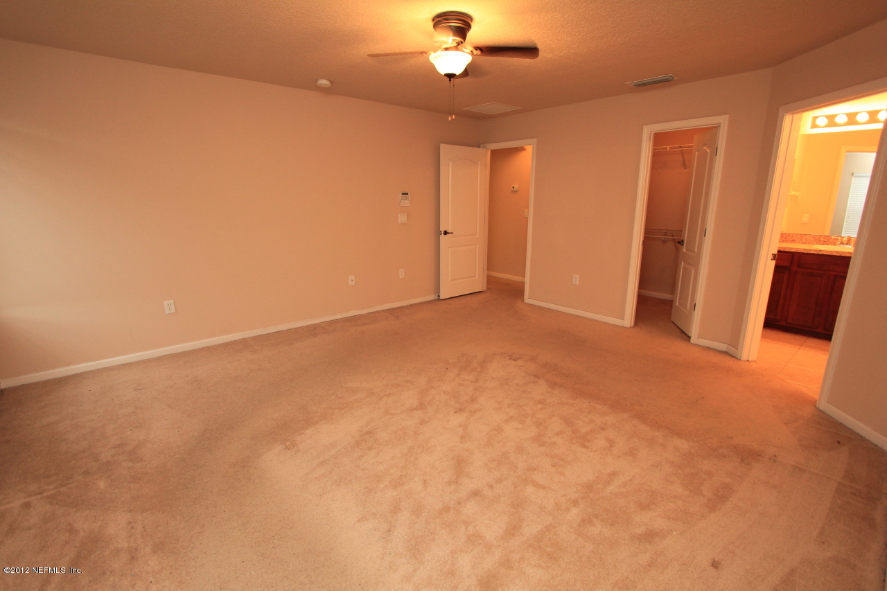 11909 Raindrop Road Jacksonville, FL 32219 - Photo 8 of 19 Master bedroom