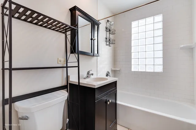 $349,900 | 226 Charlotte Place, Mundelein, IL 60060