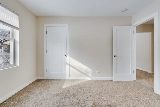 $349,900 | 226 Charlotte Place, Mundelein, IL 60060