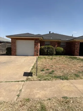 $895 | 7507 Avenue West, Unit A, Lubbock, TX 79423