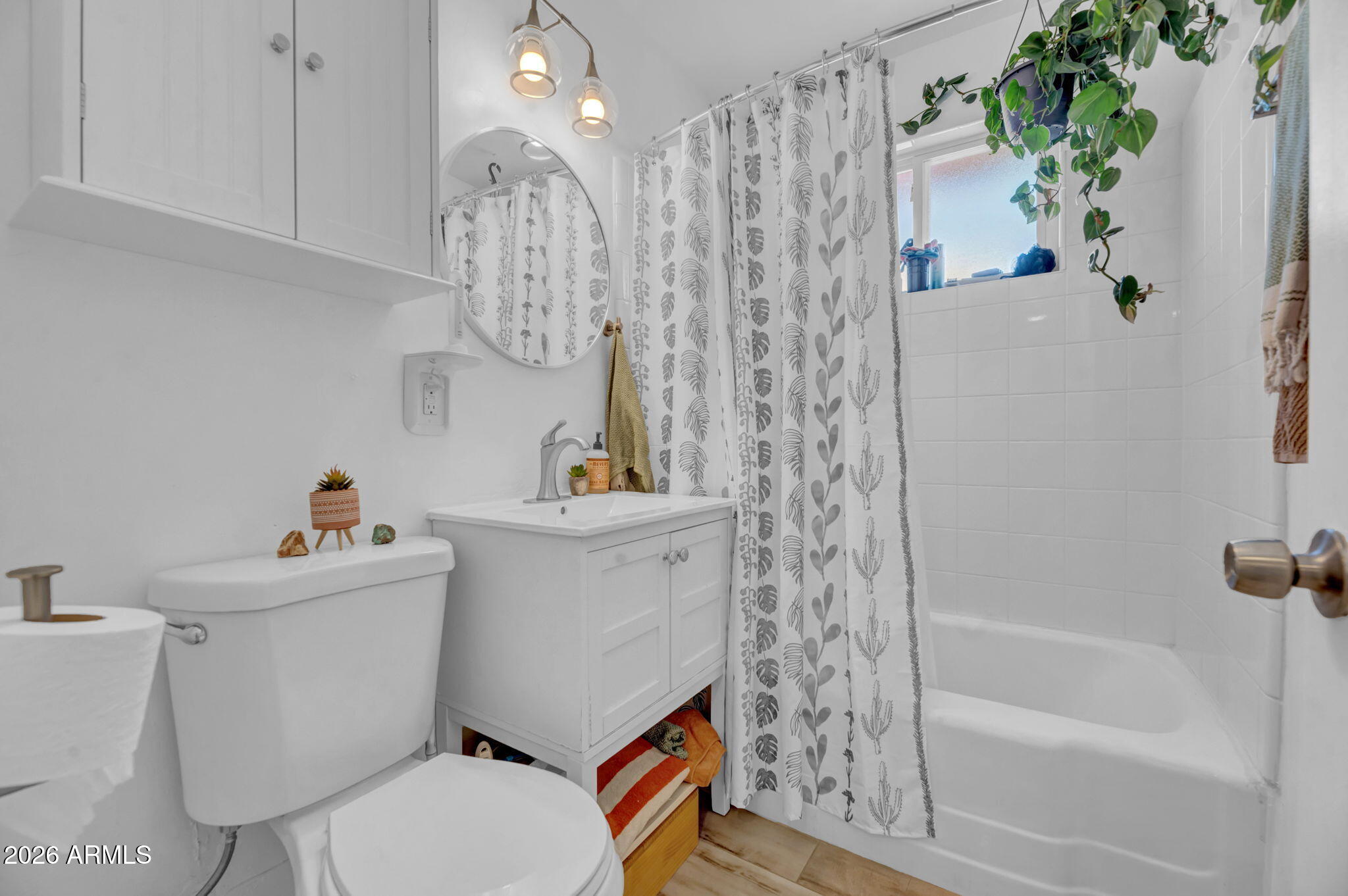 413 West Caron Street Phoenix, AZ 85021 - Photo 8 of 23