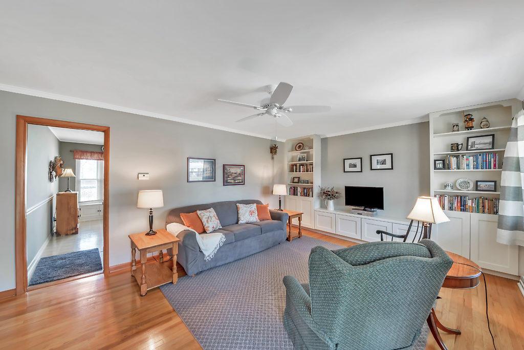 237 Cherrington Road Westerville, OH 43081 - Photo 4 of 29 Gallery Image 4