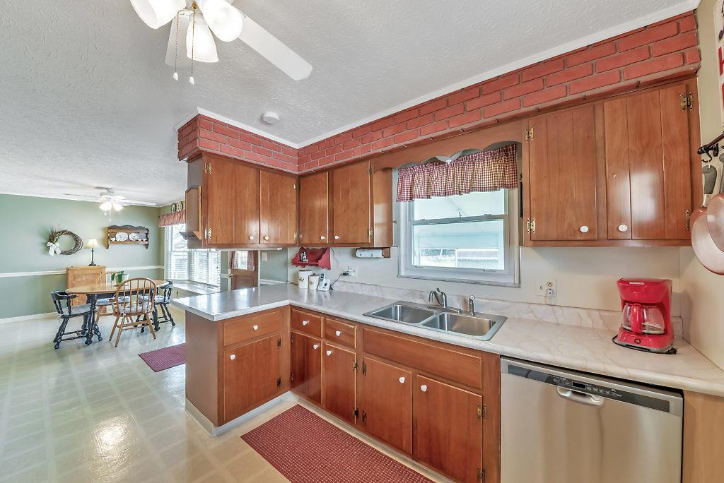 237 Cherrington Road Westerville, OH 43081 - Photo 7 of 29 Gallery Image 7