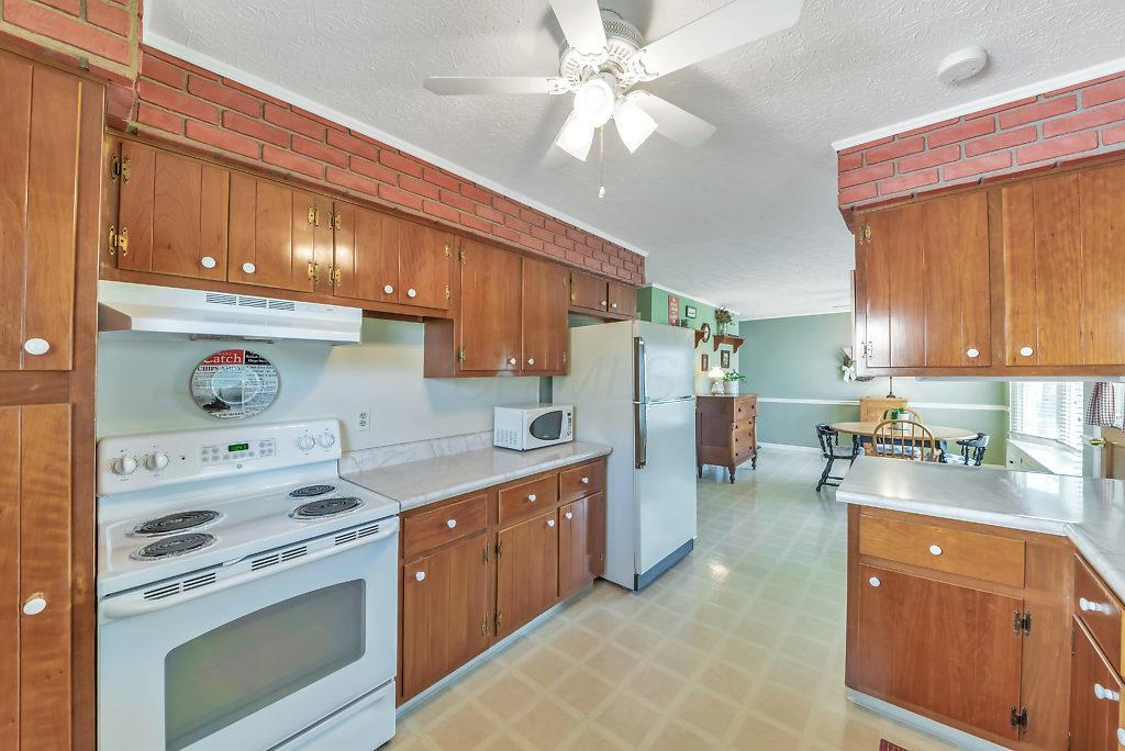 237 Cherrington Road Westerville, OH 43081 - Photo 9 of 29 Gallery Image 9