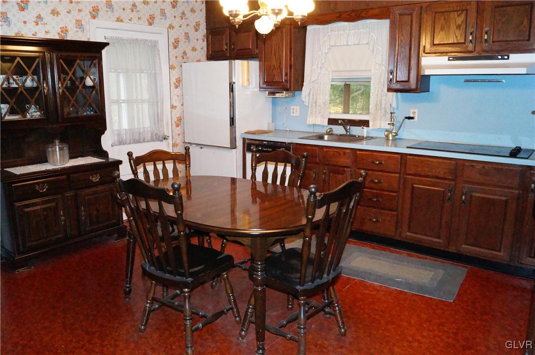 5655 North Coplay Road Whitehall, PA 18052 - Photo 2 of 7 Gallery Image 2