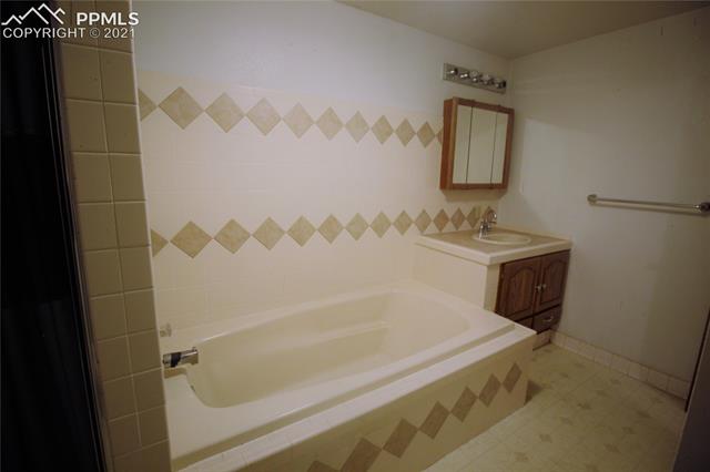 65200 Stroud Road Boone, CO 81025 - Photo 29 of 40 Gallery Image 29
