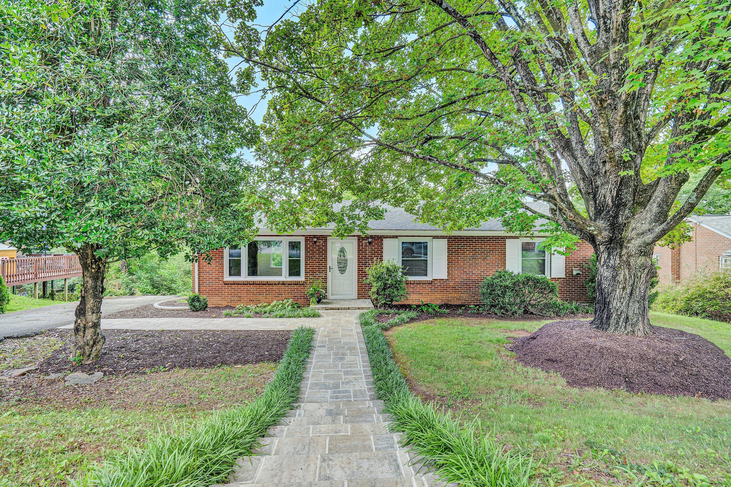 3285 Rasmont Road Roanoke, VA 24018 - Photo 40 of 40 Ready to Move In