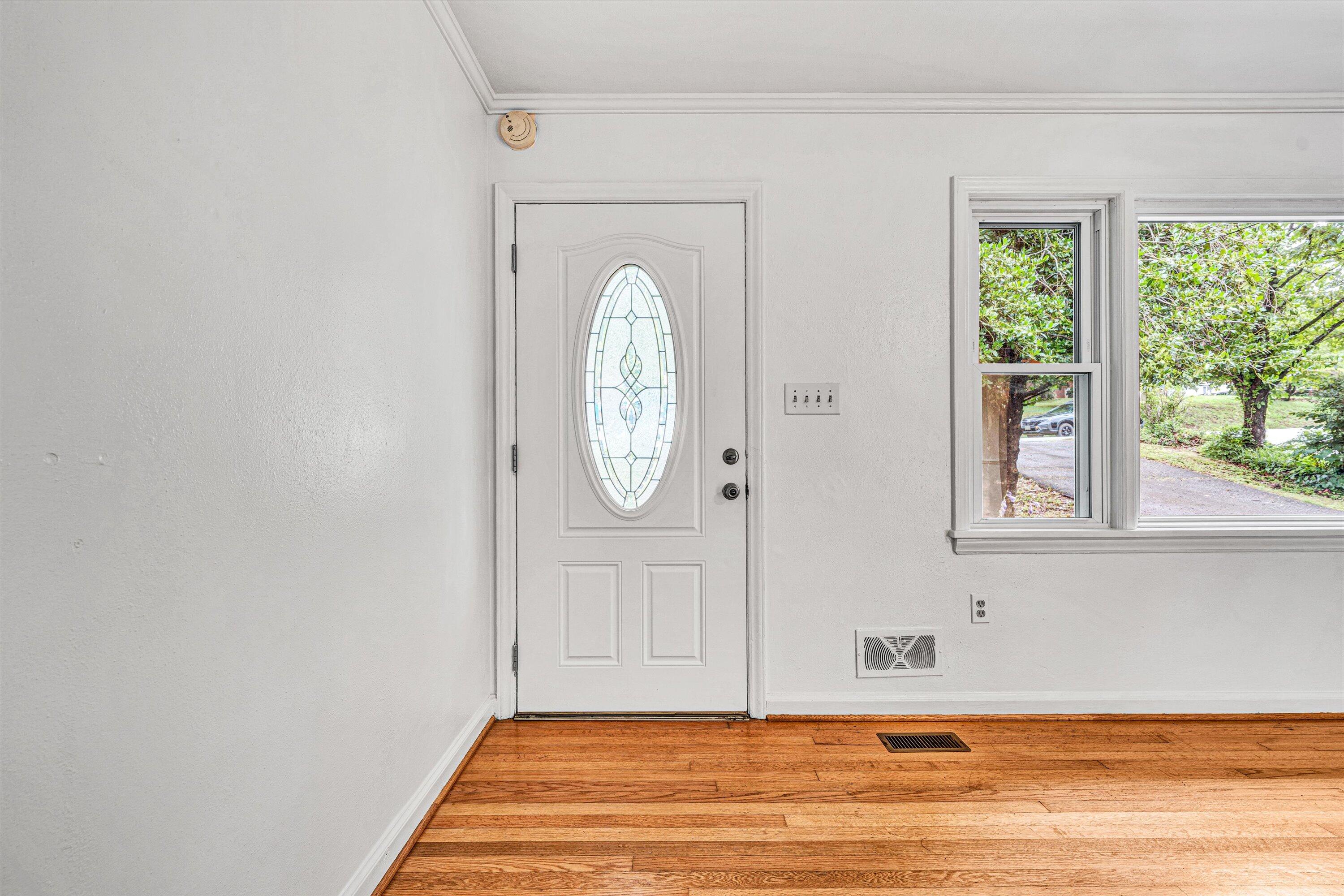 3285 Rasmont Road Roanoke, VA 24018 - Photo 6 of 40 Entry