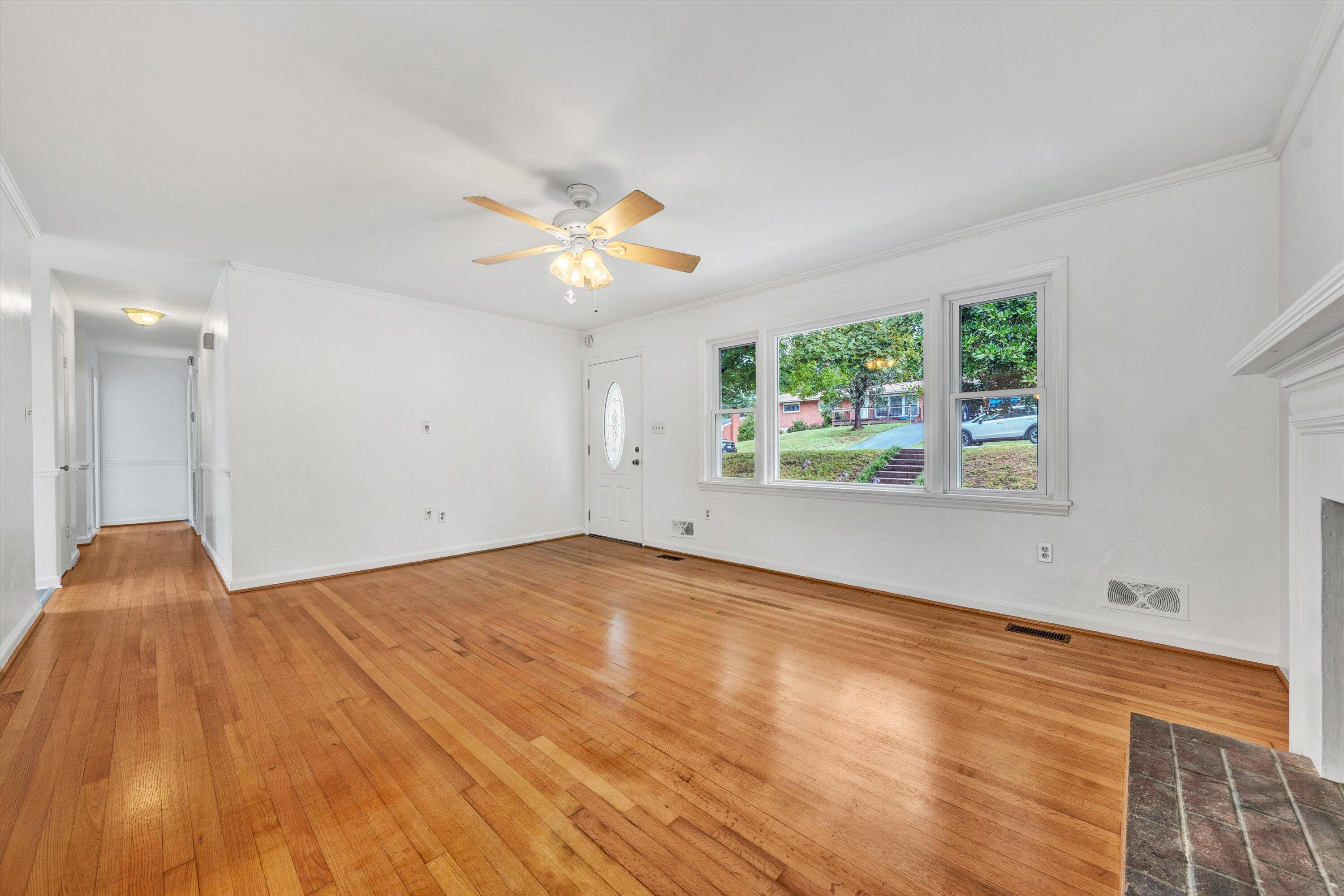 3285 Rasmont Road Roanoke, VA 24018 - Photo 9 of 40 Refinished Hardwood Floors