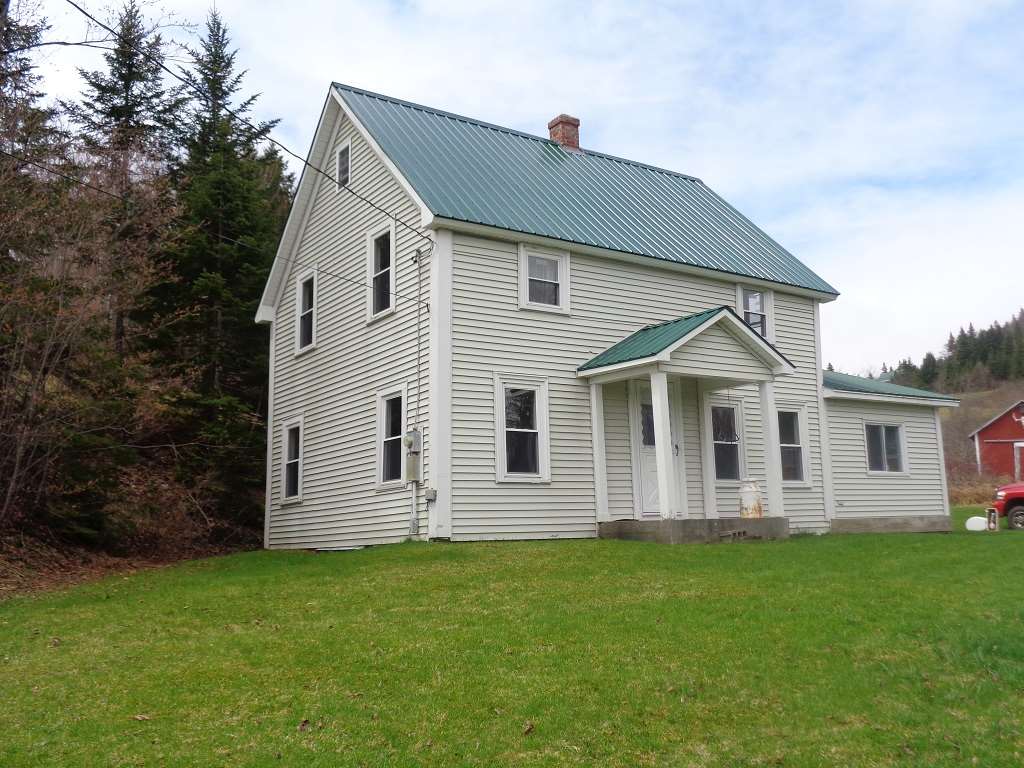 21 Covill Road Pittsburg, NH 03592 - Photo 2 of 13 Gallery Image 2