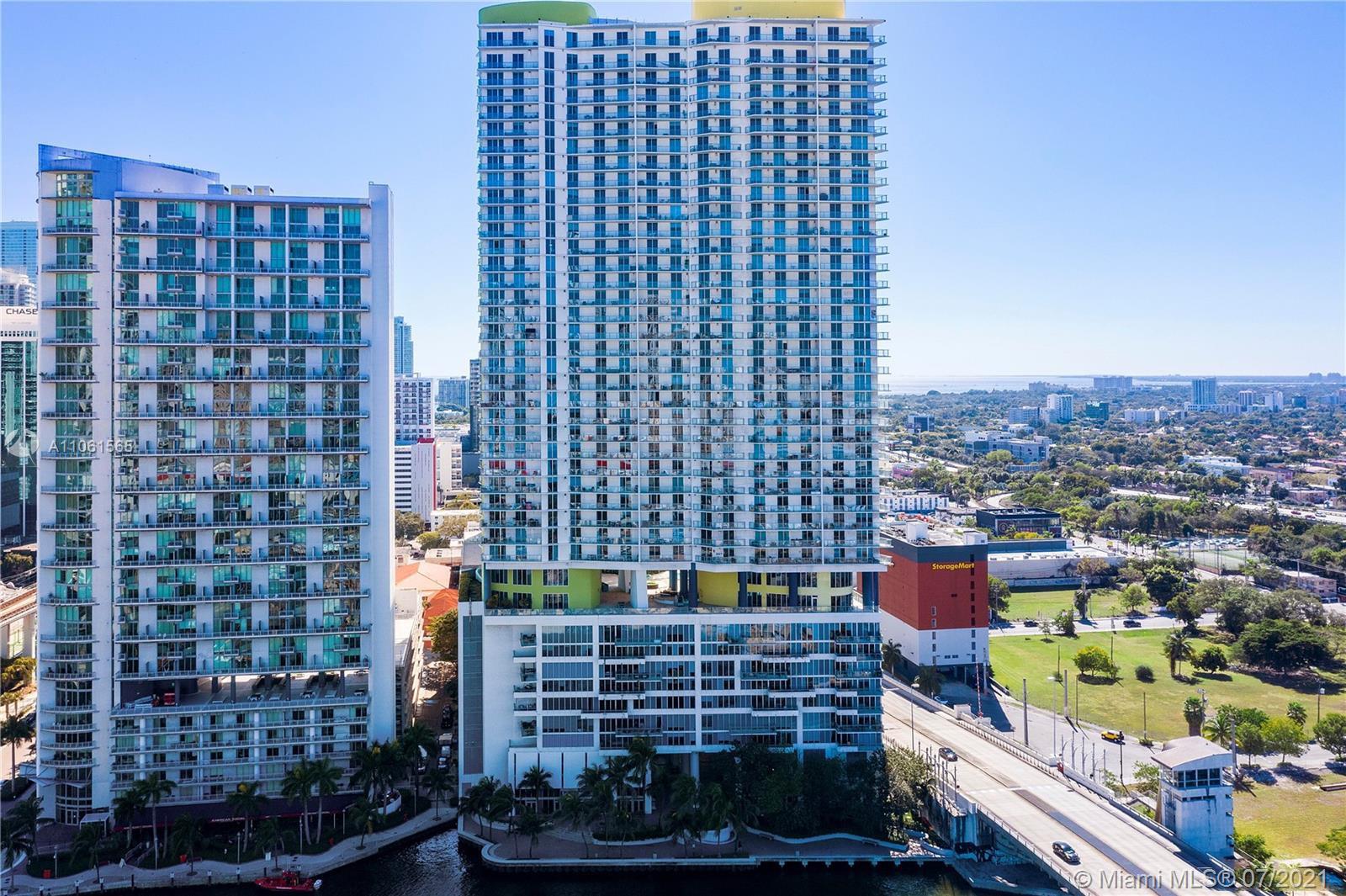 185 Southwest 7th Street, Unit 3909 Miami, FL 33130 - Photo 2 of 39