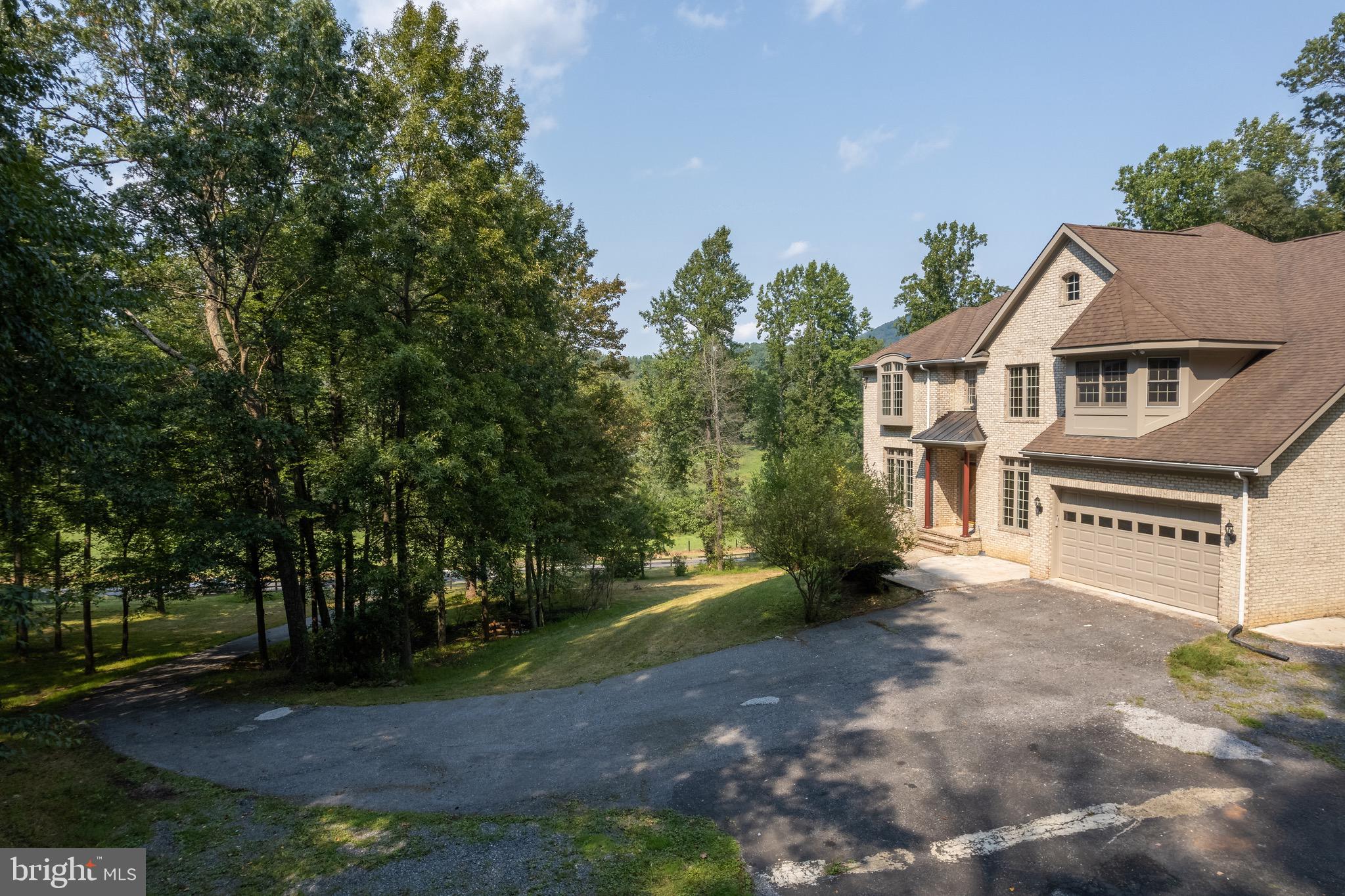 4675 Fiery Run Road Linden, VA 22642 - Photo 5 of 79 Gallery Image 5