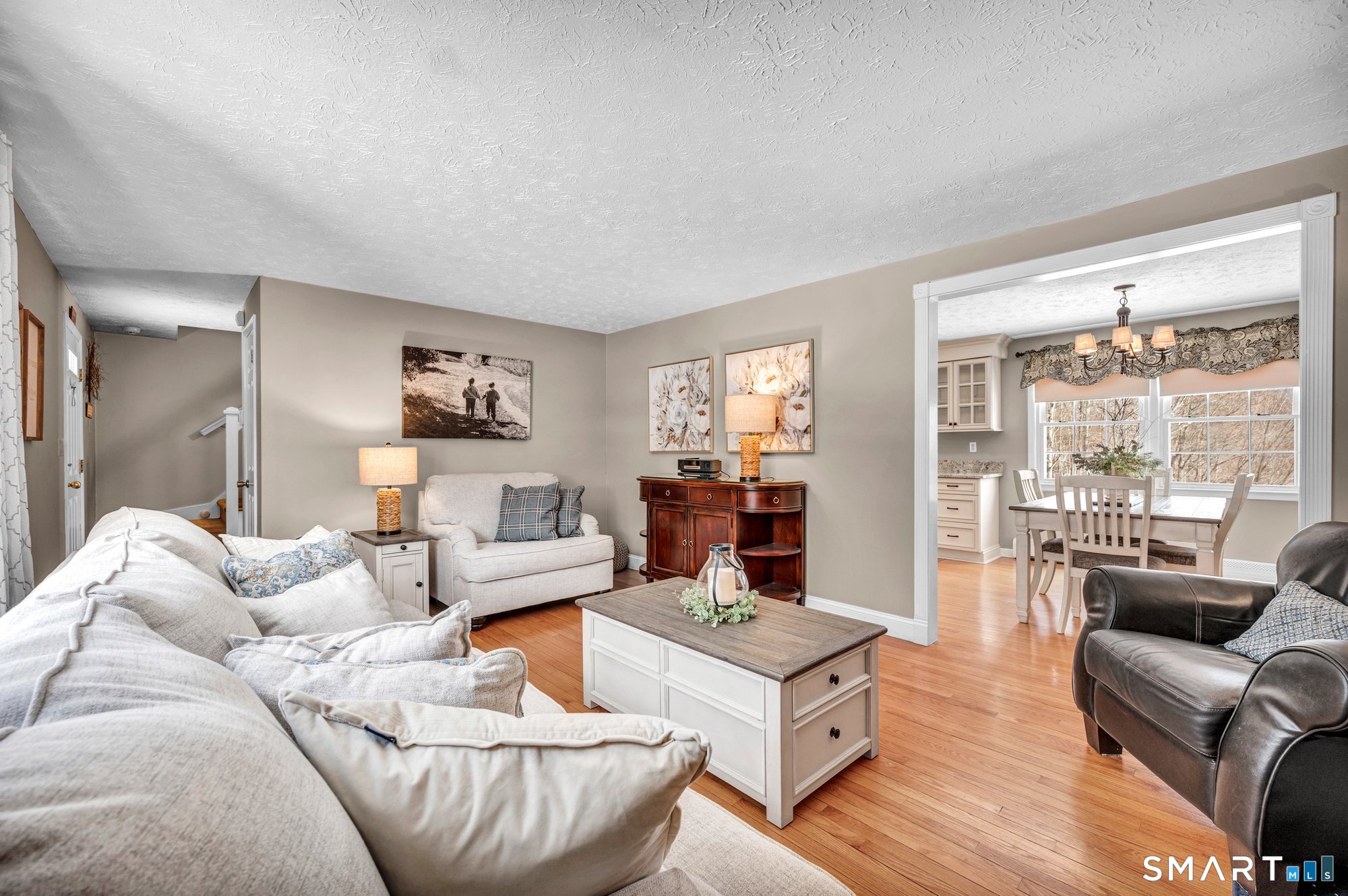 212 Old Stagecoach Road Meriden, CT 06450 - Photo 6 of 39