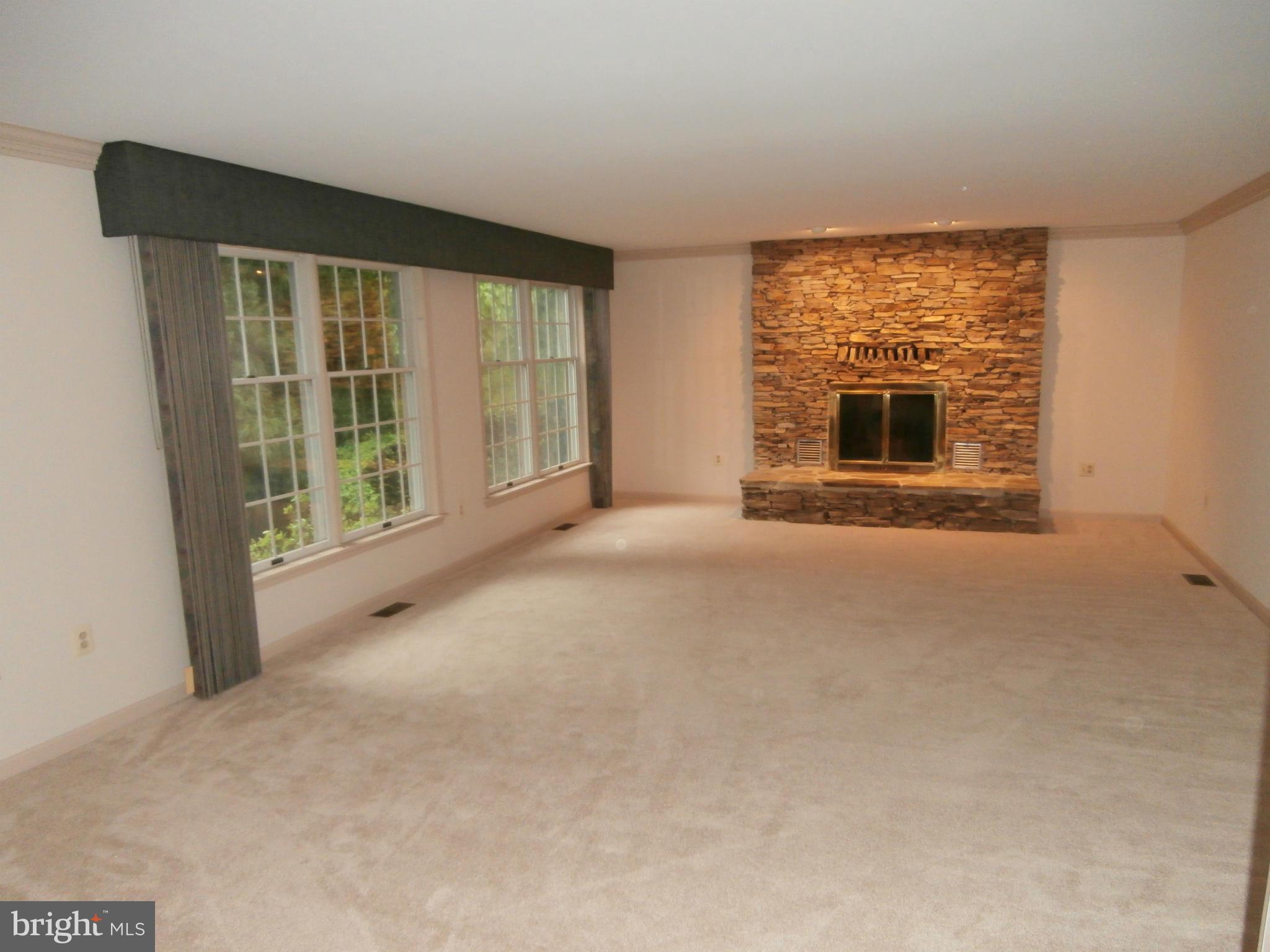 1703 Sinclair Road Gambrills, MD 21054 - Photo 12 of 26 Family Room