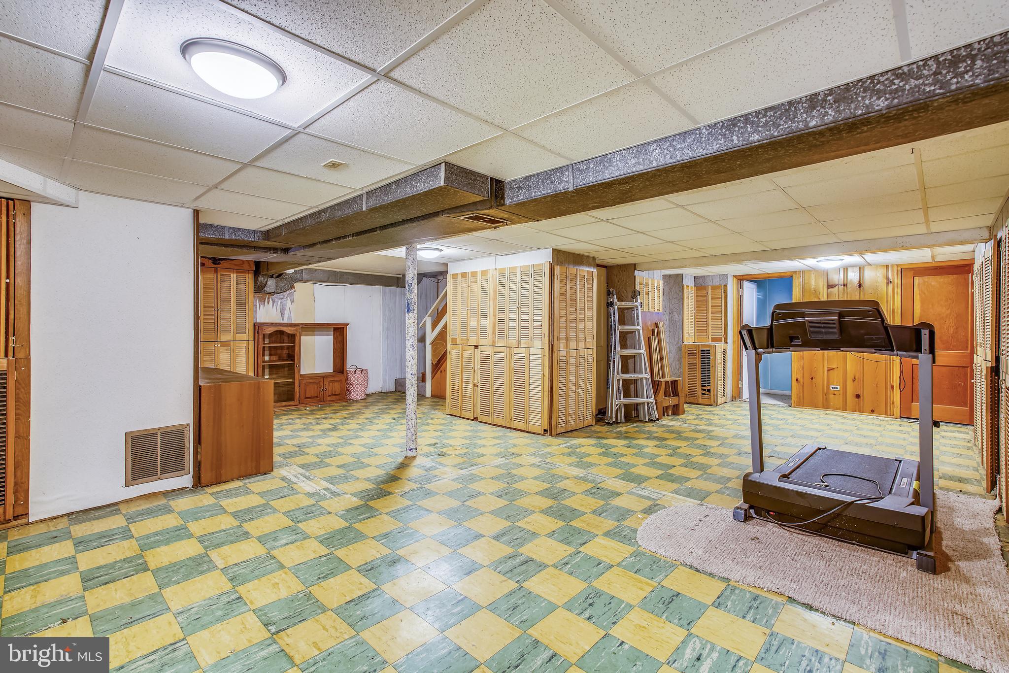 1937 Old Frederick Road Baltimore, MD 21228 - Photo 26 of 35