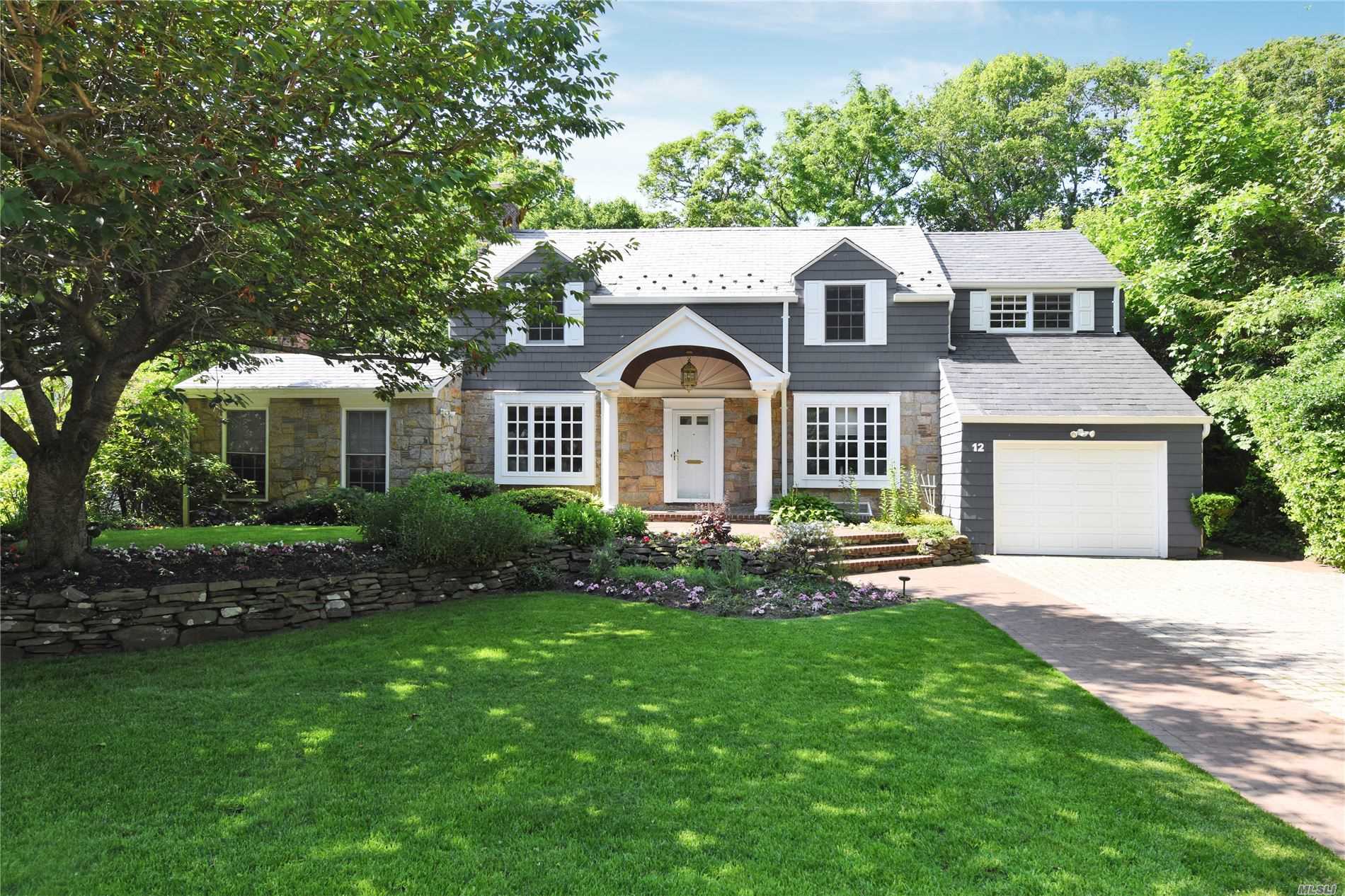12 Hampton Court Port Washington, NY 11050 - Photo 1 of 1