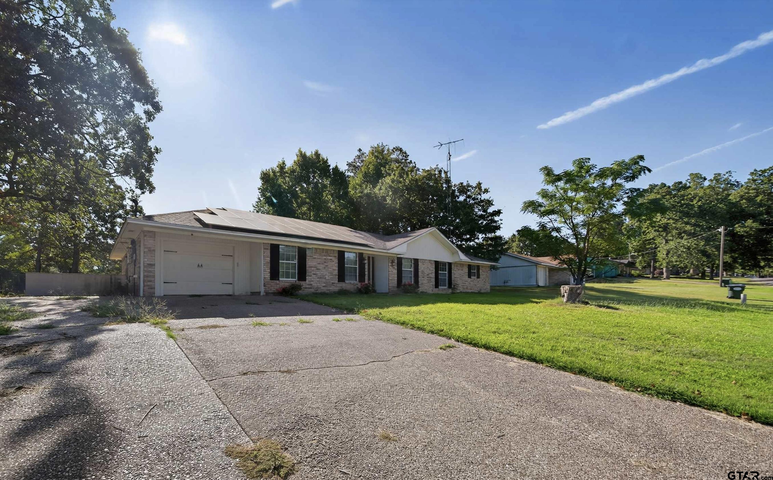 3408 Jackson Avenue Tyler, TX 75705 - Photo 11 of 45