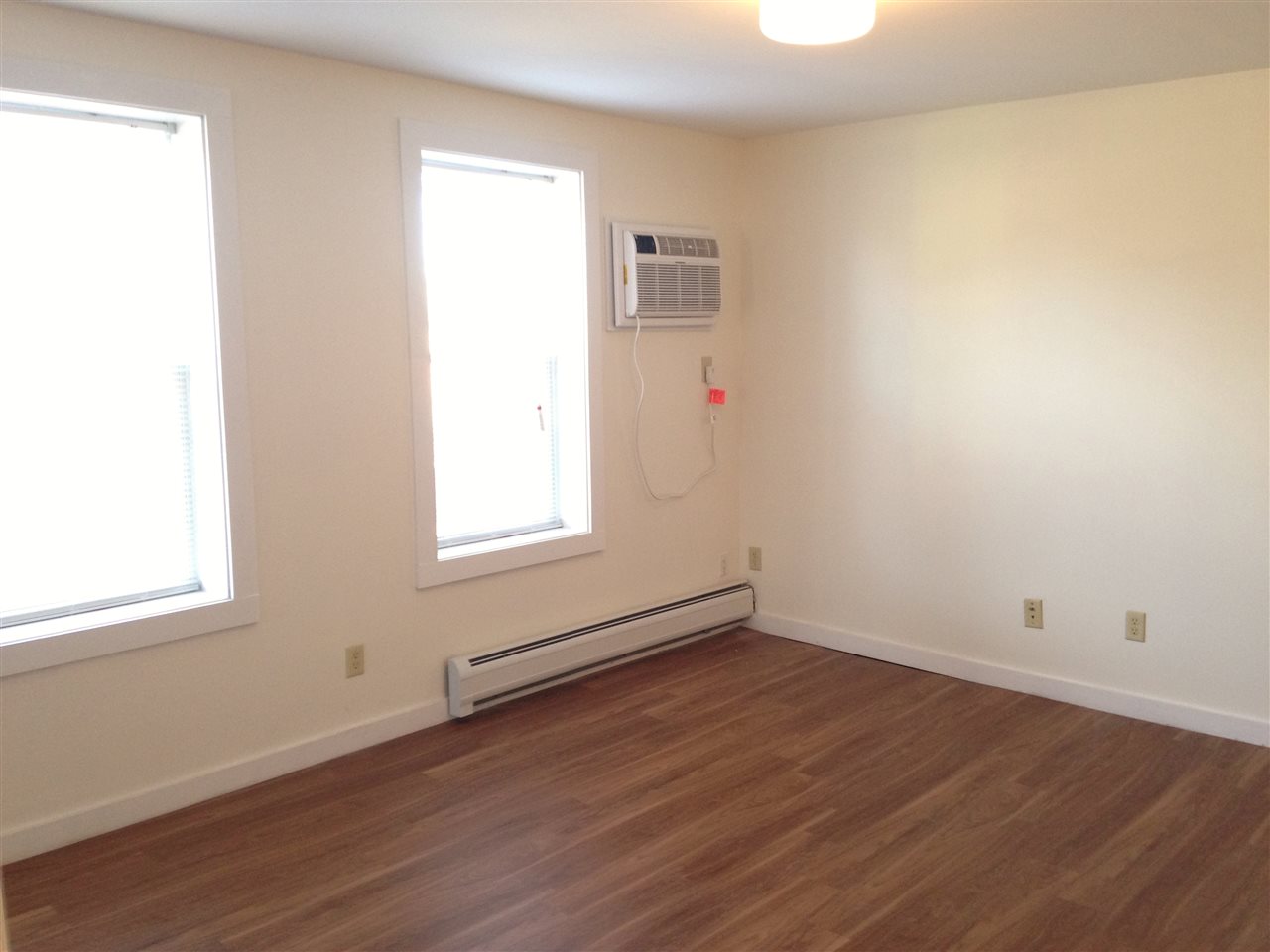 190 Second Street, Unit 2 Manchester, NH 03102 - Photo 16 of 38