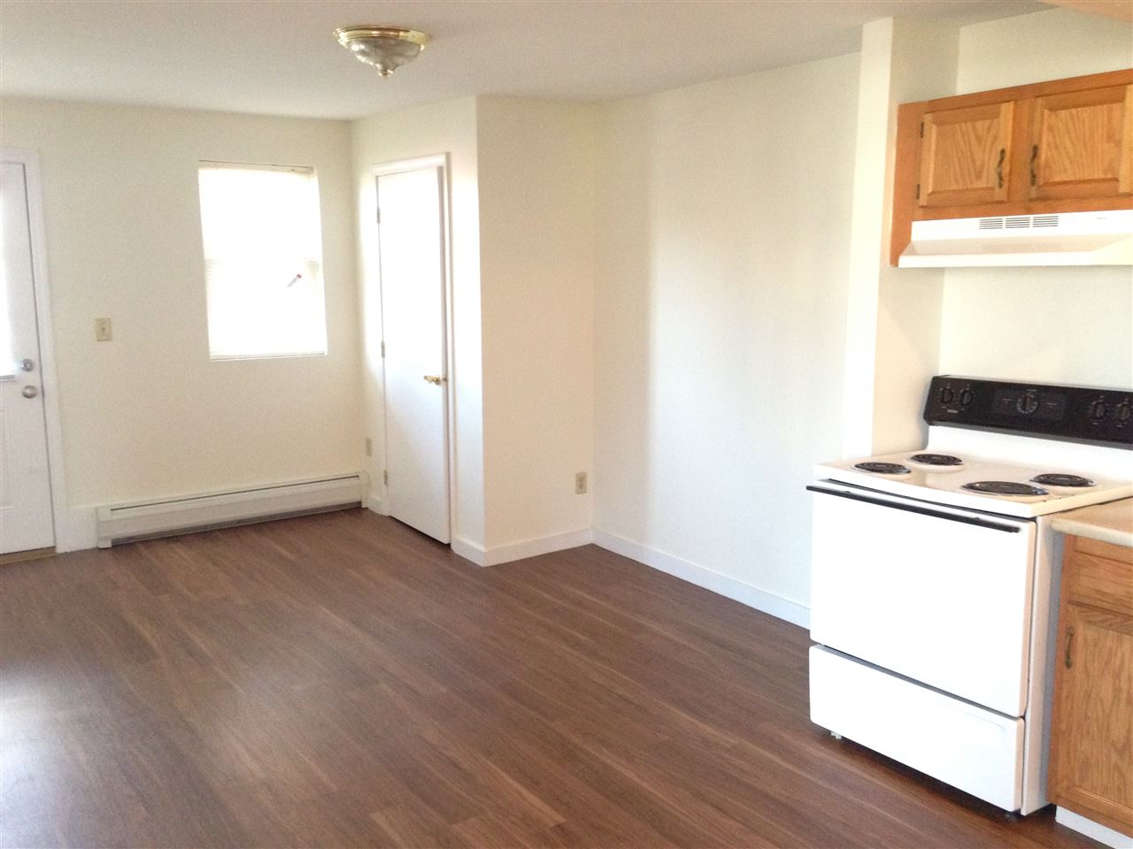 190 Second Street, Unit 2 Manchester, NH 03102 - Photo 3 of 38