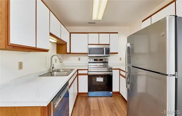 $1,200 | 16530 Victoria Crossing Drive, Unit L, Wildwood, MO 63040