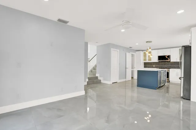 $5,000 | 8557 Windy Circle, Boynton Beach, FL 33472