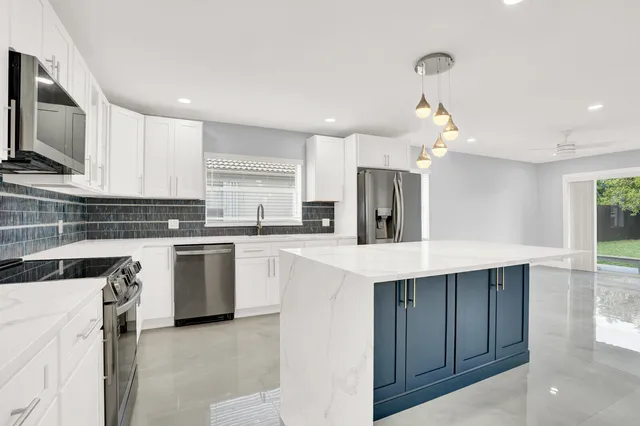 $5,000 | 8557 Windy Circle, Boynton Beach, FL 33472