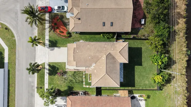 $5,000 | 8557 Windy Circle, Boynton Beach, FL 33472