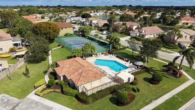 $5,000 | 8557 Windy Circle, Boynton Beach, FL 33472