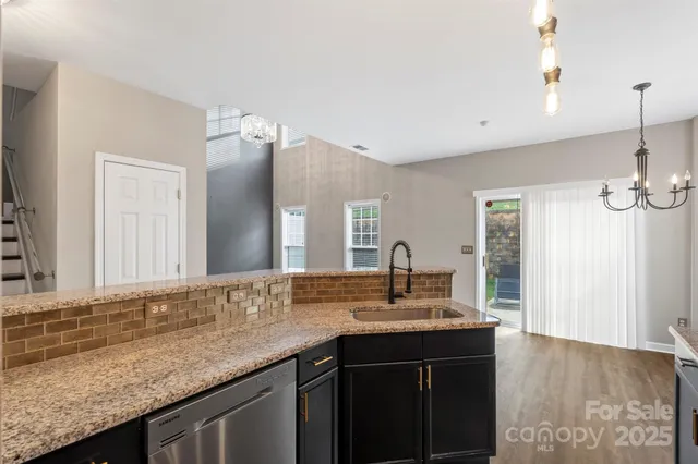 $290,000 | 5450 Franklin Springs Circle, Charlotte, NC 28217