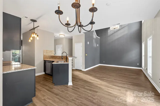 $290,000 | 5450 Franklin Springs Circle, Charlotte, NC 28217