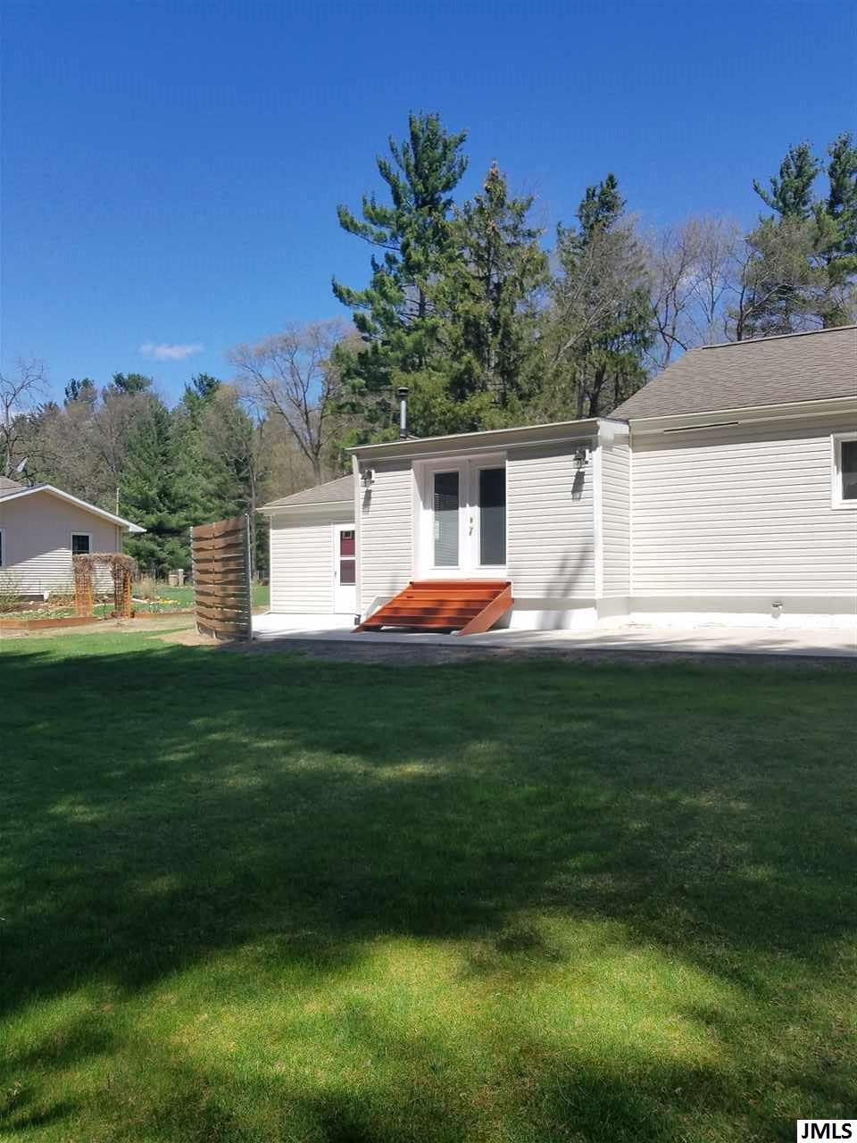 5091 Merriman Road Jackson, MI 49201 - Photo 3 of 6 Photo 3