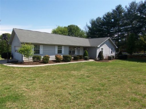 424 Oak Grove Road Madisonville, TN 37354 - Photo 1 of 1 Primary Photo
