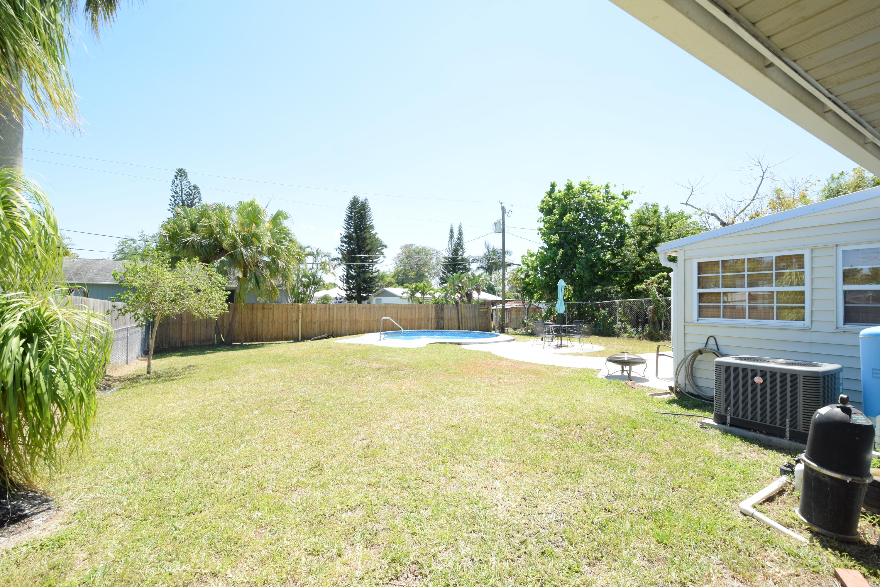 3018 Southeast Salerno Road Stuart, FL 34997 - Photo 16 of 35 DSC_3327
