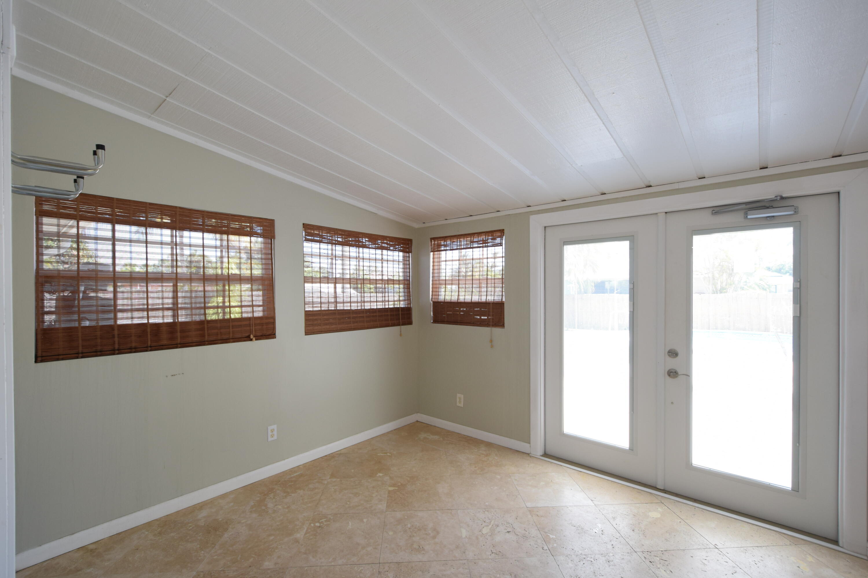 3018 Southeast Salerno Road Stuart, FL 34997 - Photo 10 of 35 DSC_3317