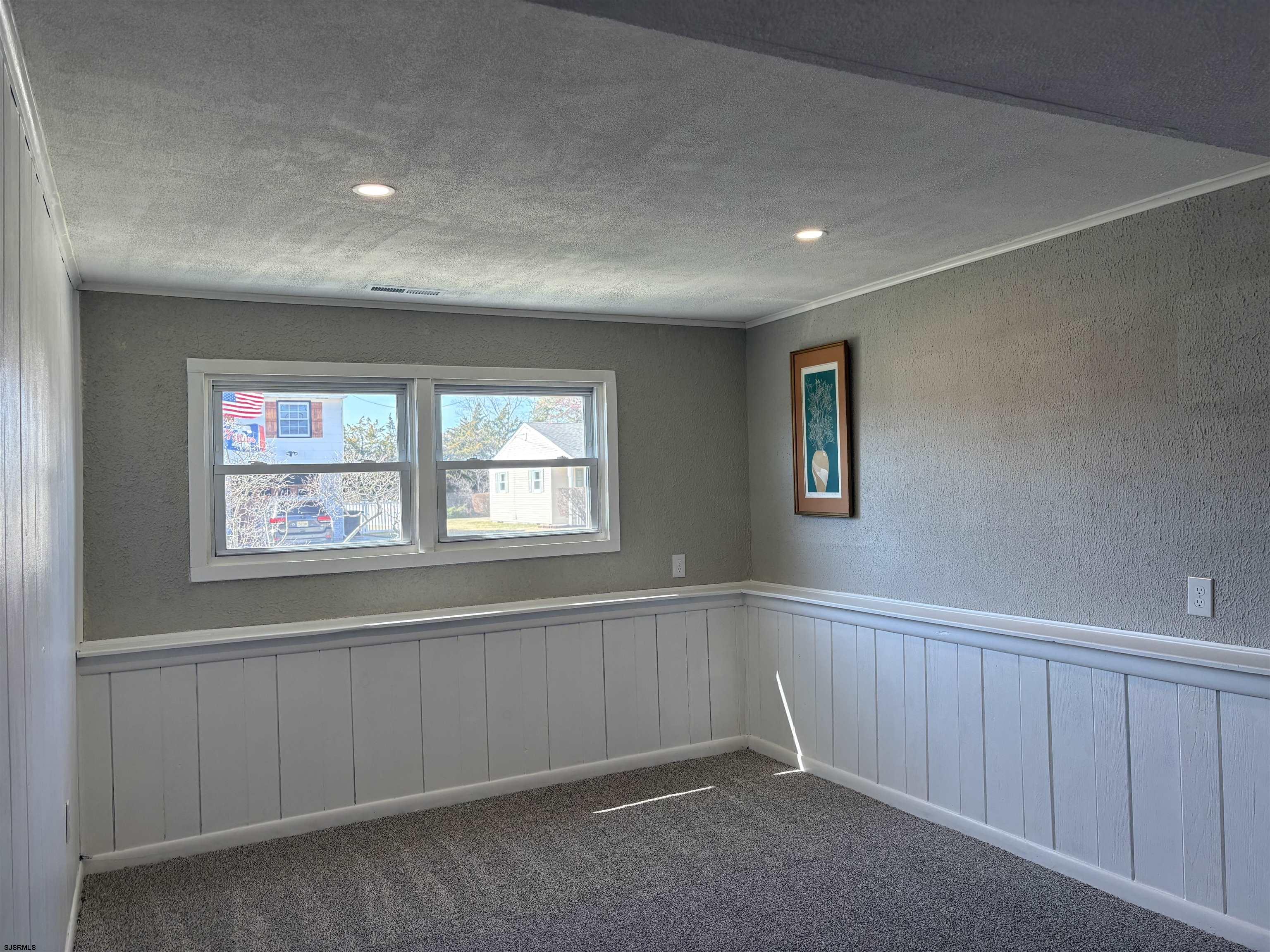 31 Gulph Mill Road Somers Point, NJ 08244 - Photo 20 of 32 an empty room with windows