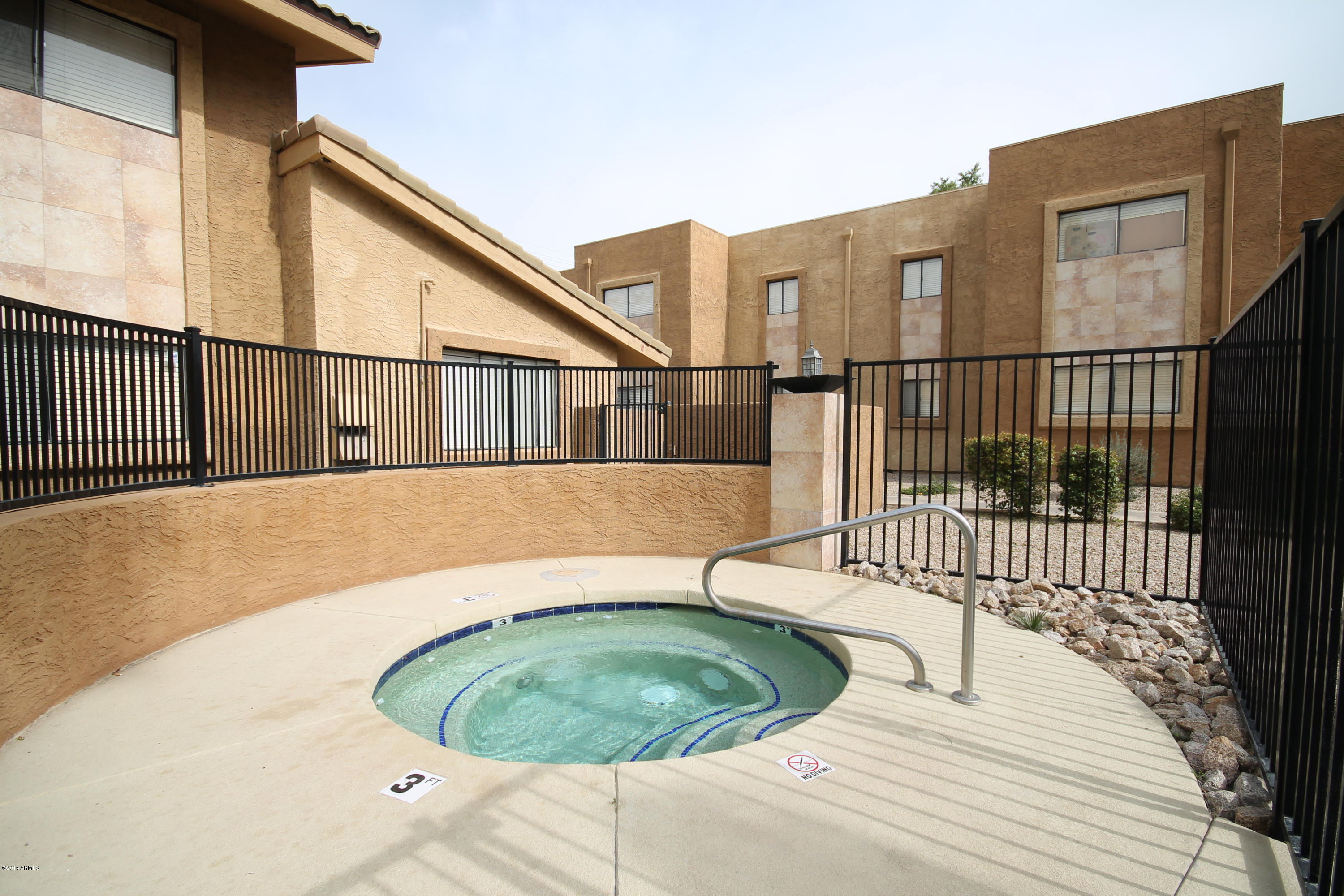 5401 East Thomas Road, Unit 1036 Phoenix, AZ 85018 - Photo 18 of 20 IMG_4131