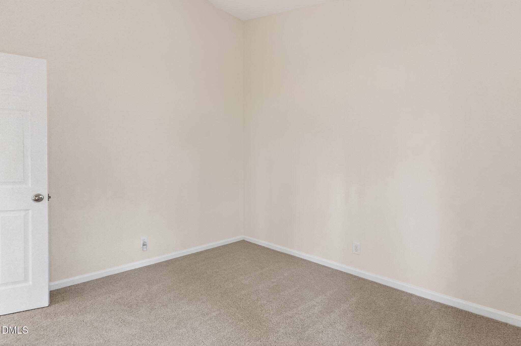 405 Ryans Lane Clayton, NC 27520 - Photo 27 of 45 28-web-or-mls-_DSC9477