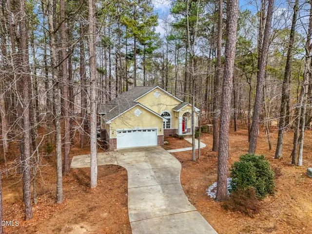 $434,900 | 405 Ryans Lane, Clayton, NC 27520