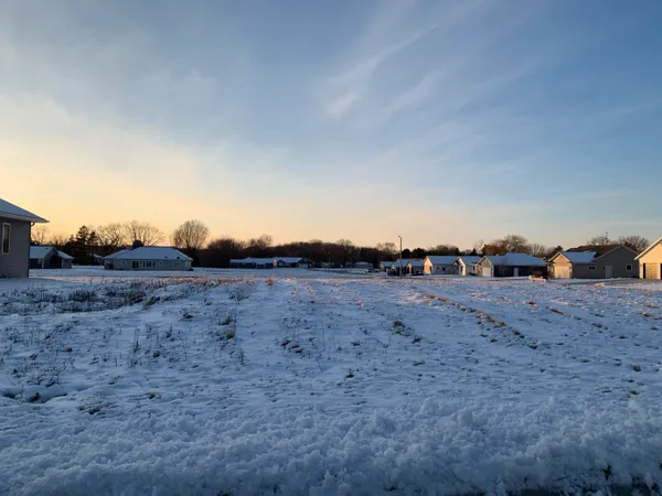 $37,900 | 1500 Forest Grove Street, Unit LT33, Howards Grove, WI 53083