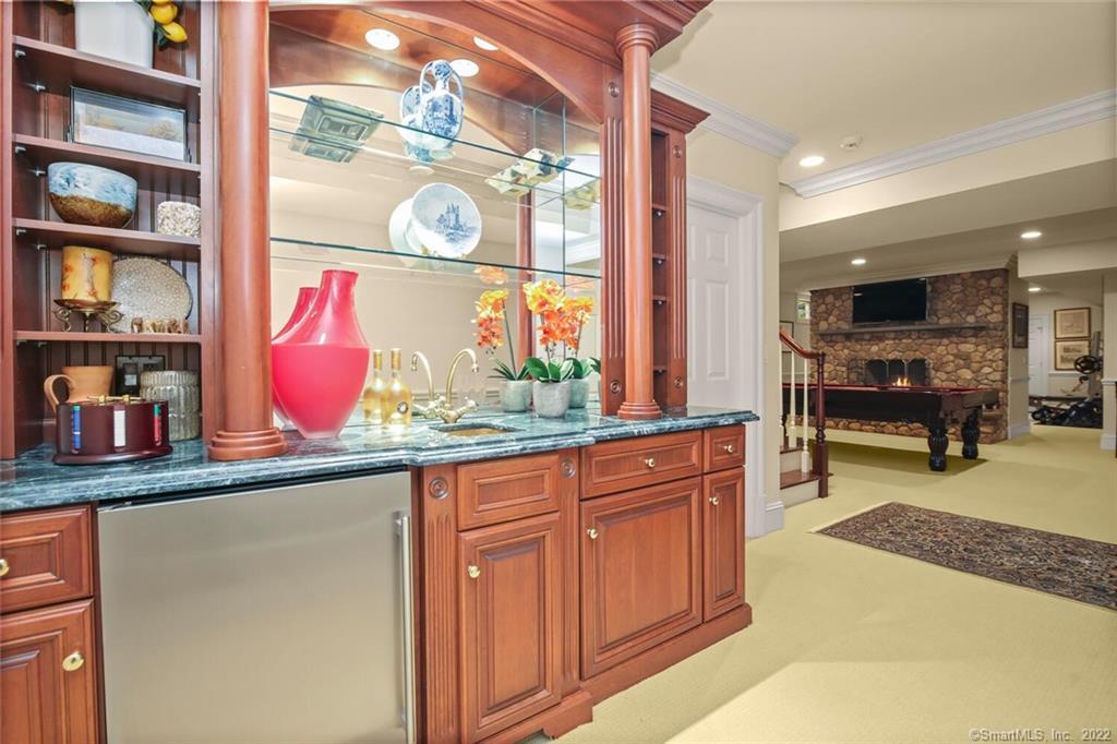 1343 Smith Ridge Road New Canaan, CT 06840 - Photo 30 of 40