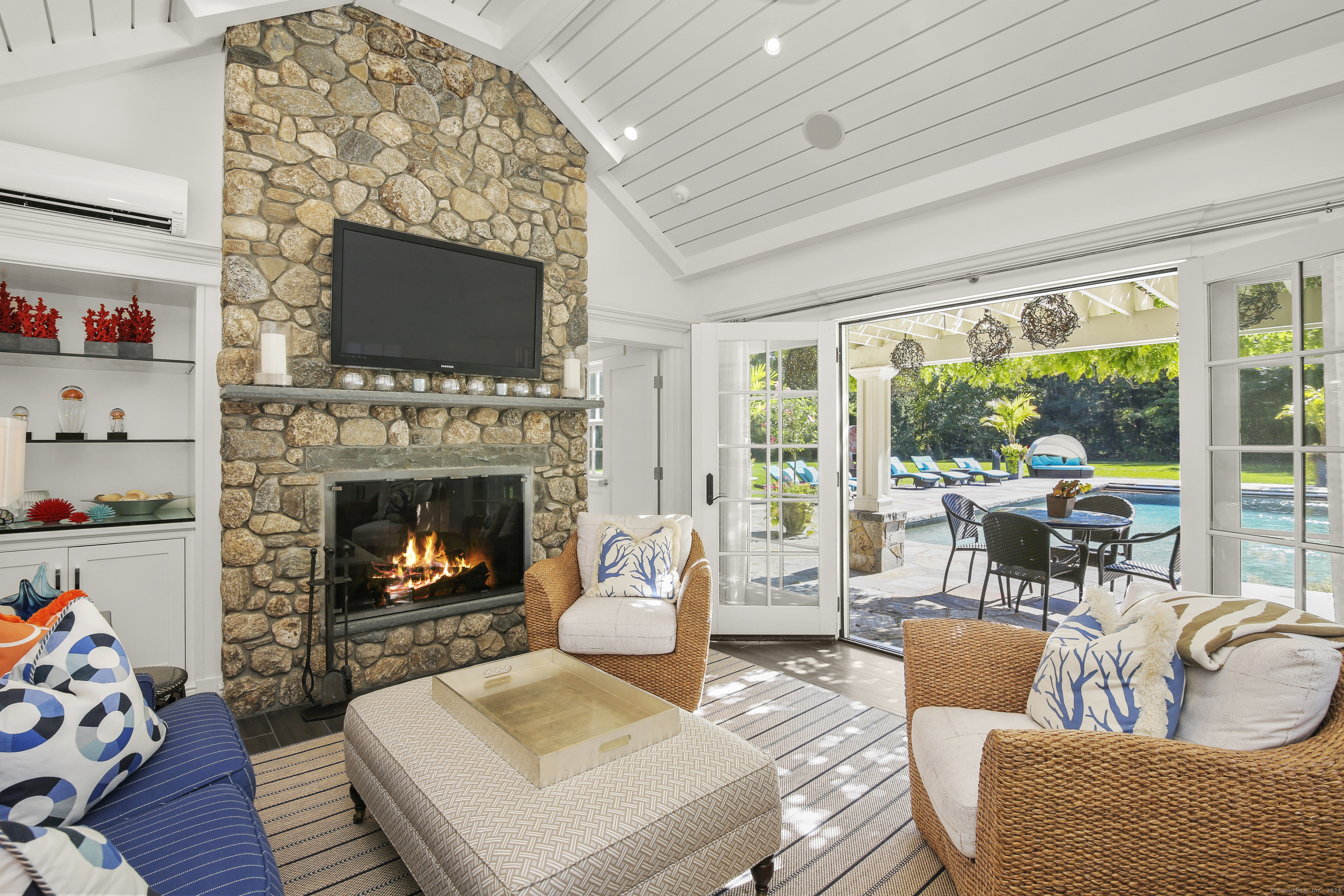 1343 Smith Ridge Road New Canaan, CT 06840 - Photo 34 of 40