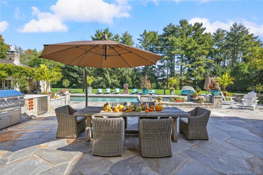 1343 Smith Ridge Road New Canaan, CT 06840 - Photo 35 of 40